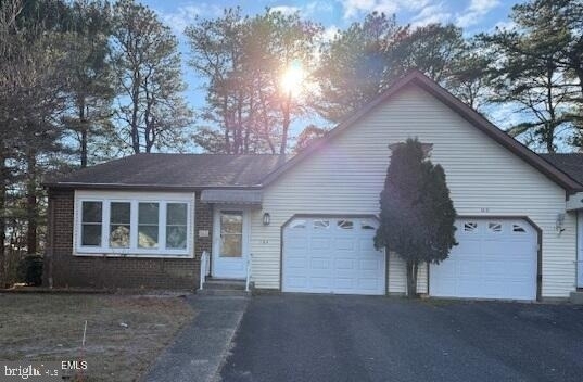16 Ivy Ct - Photo 0