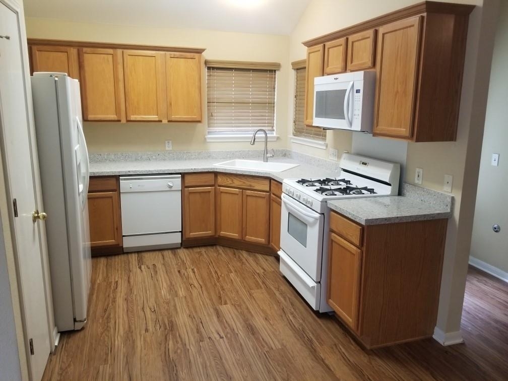 25 Azalea Dr - Photo 3