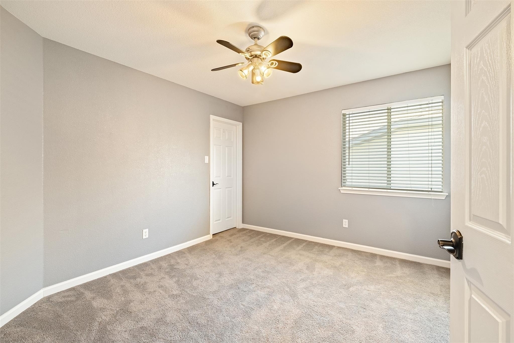 11100 Los Comancheros Rd - Photo 17