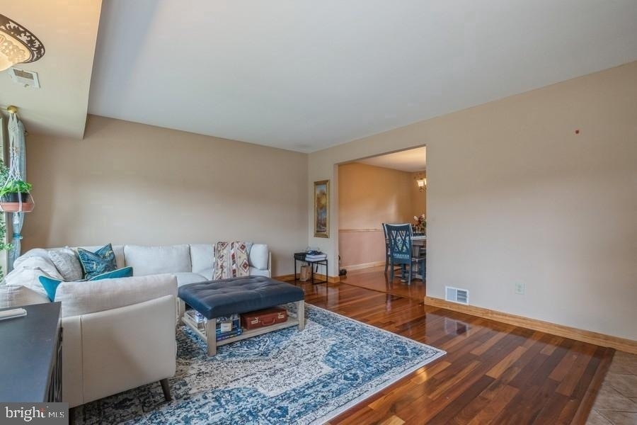 104 Apley Drive - Photo 4