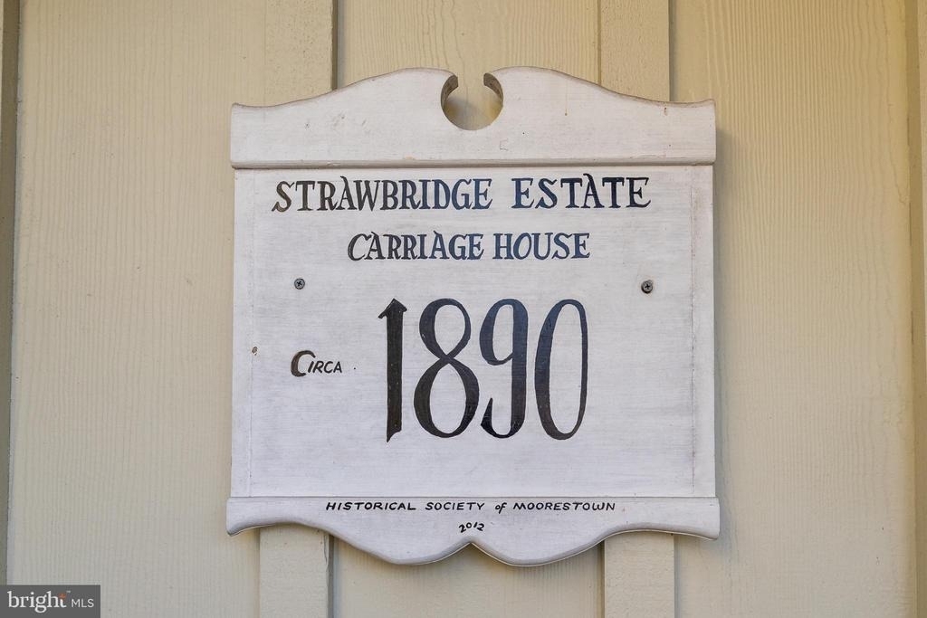 444 Shady Lane - Photo 1