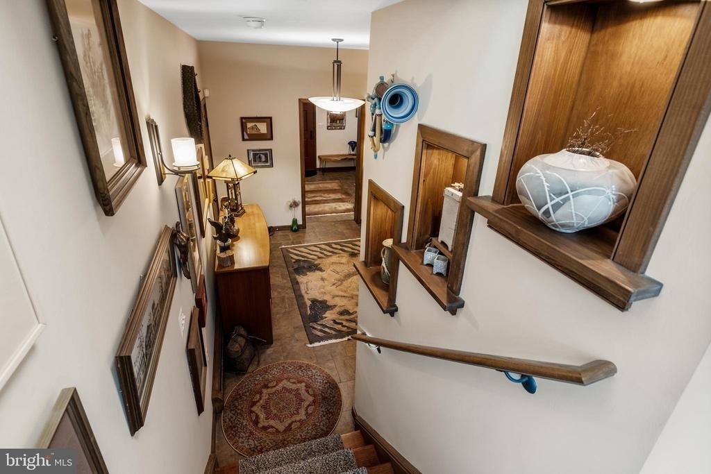 444 Shady Lane - Photo 5