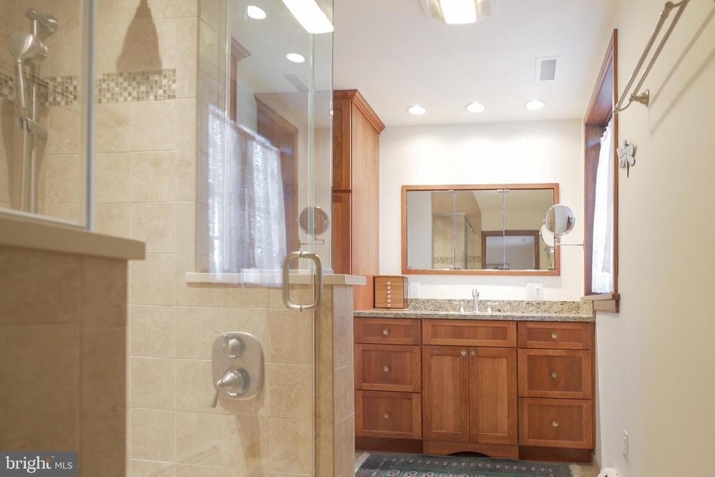 444 Shady Lane - Photo 13