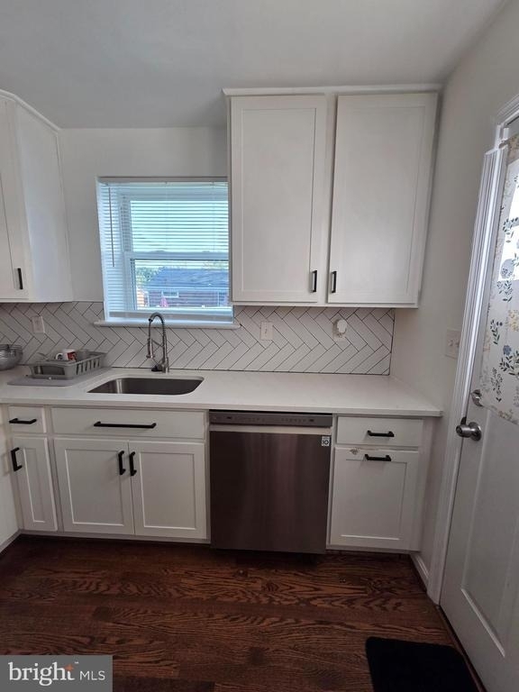 6607 Hansford Street - Photo 1