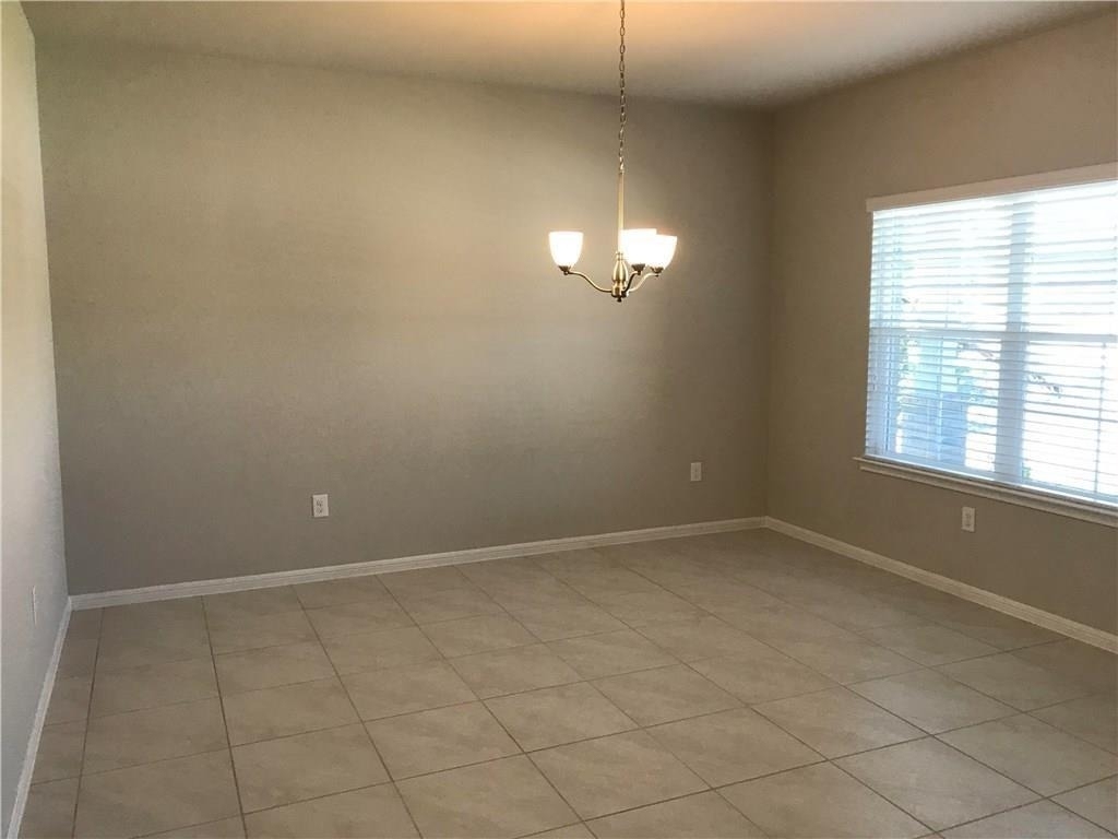 2205 Bettylou Ln - Photo 3