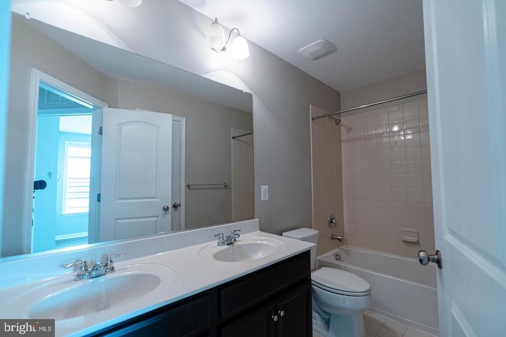 15520 Lady Lauren Lane - Photo 16