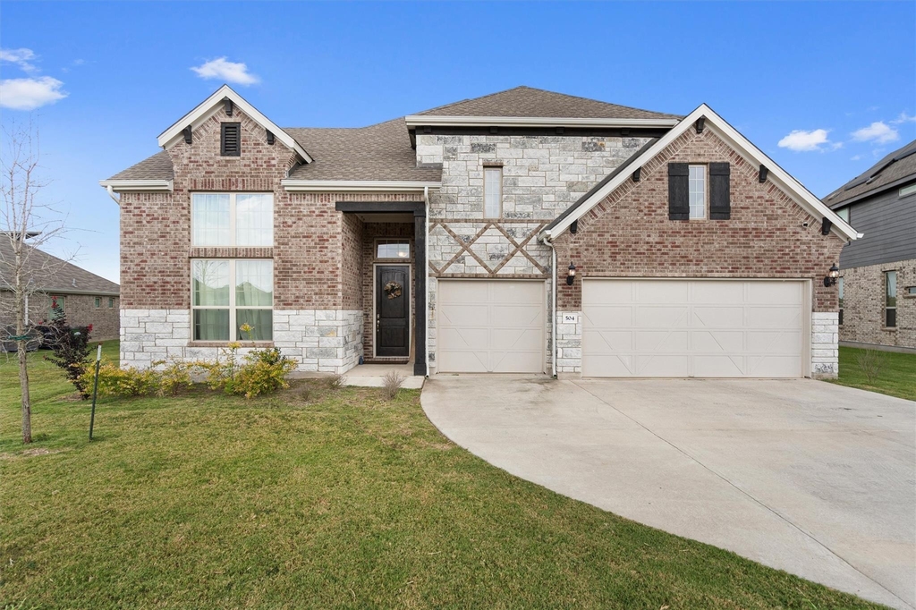504 Pulitzer Dr - Photo 0