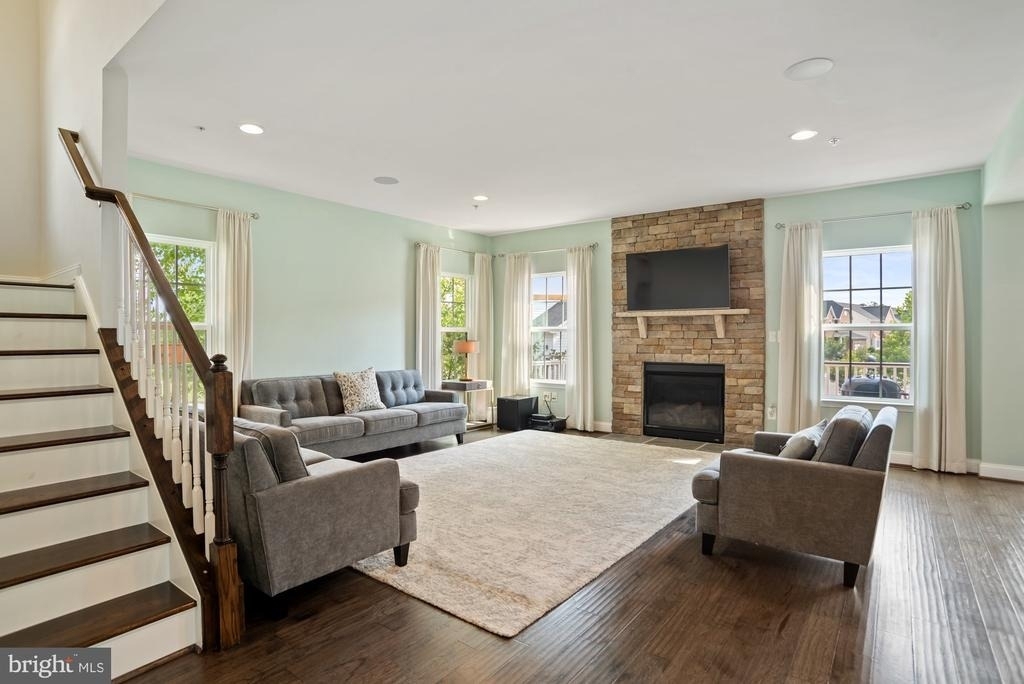 14202 Bentley Park Drive - Photo 9