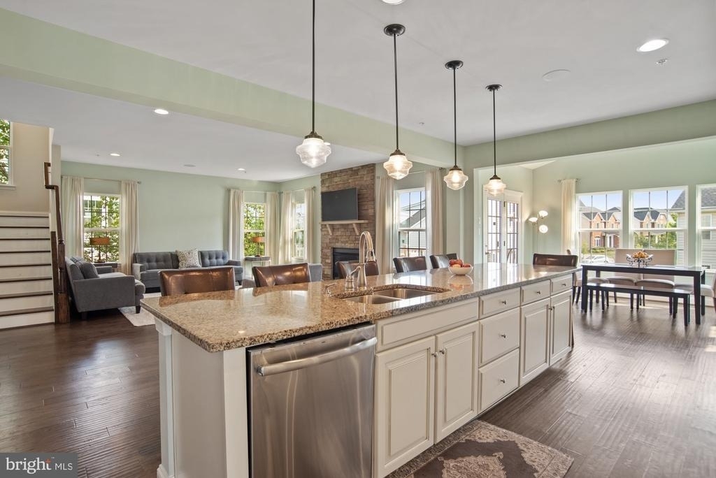 14202 Bentley Park Drive - Photo 18