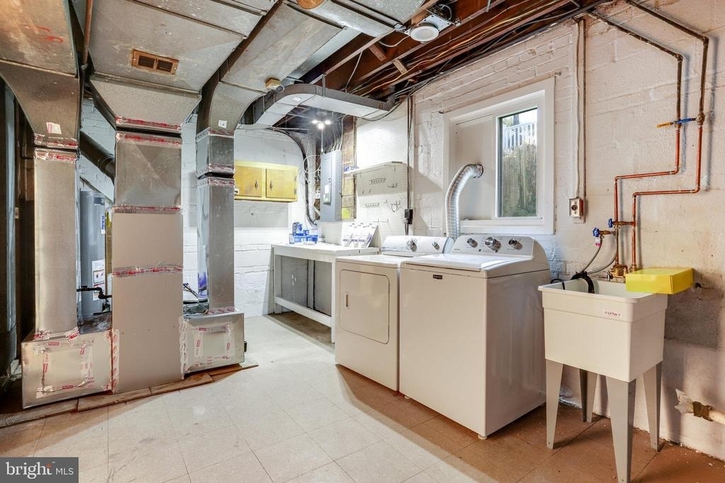 4516 Gretna Street - Photo 21