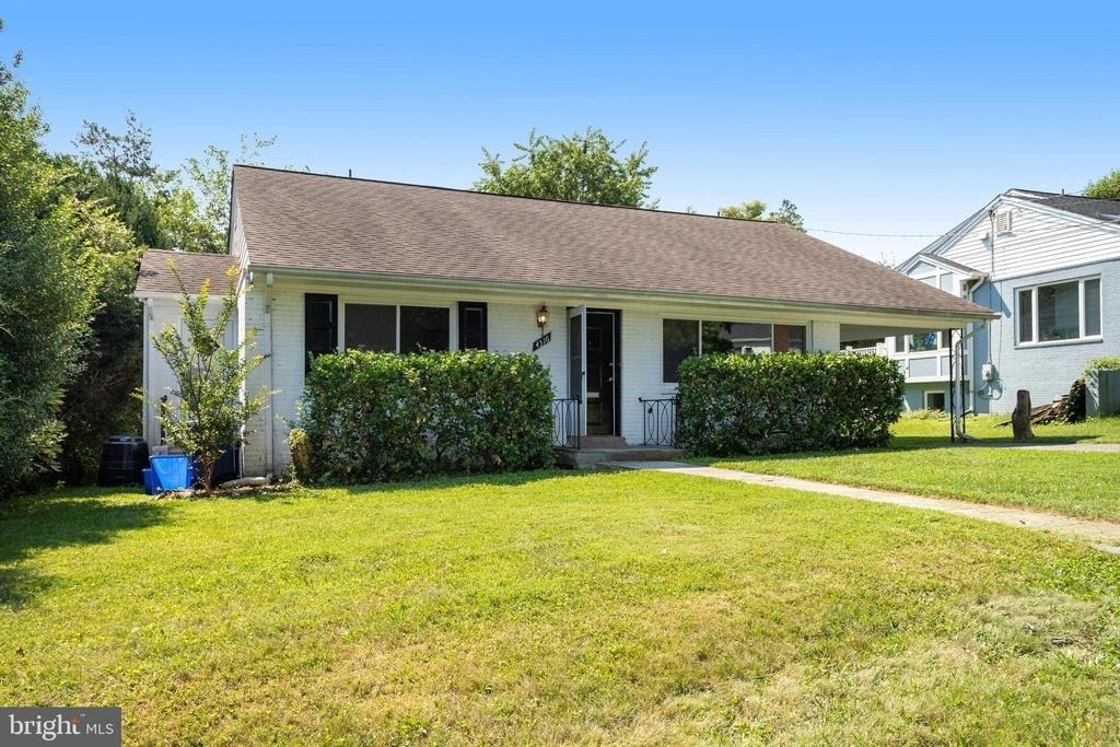 4516 Gretna Street - Photo 0