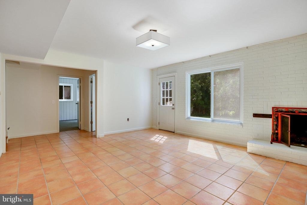 4516 Gretna Street - Photo 12
