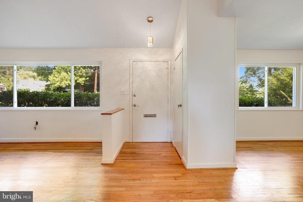 4516 Gretna Street - Photo 5