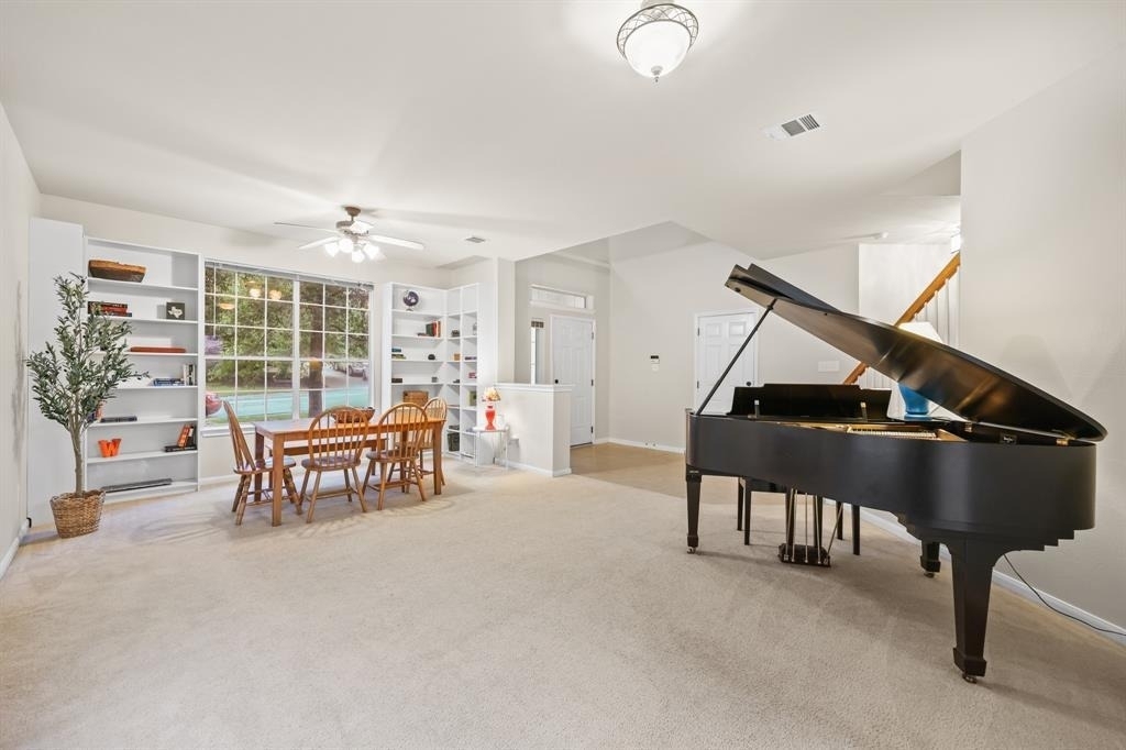 2306 Caprock Pl - Photo 3