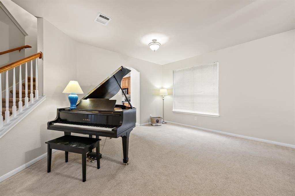 2306 Caprock Pl - Photo 5
