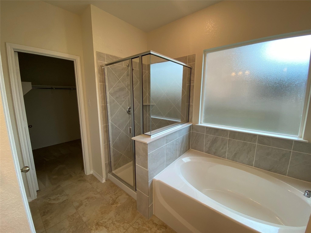 1313 Arbor Acres Loop - Photo 6