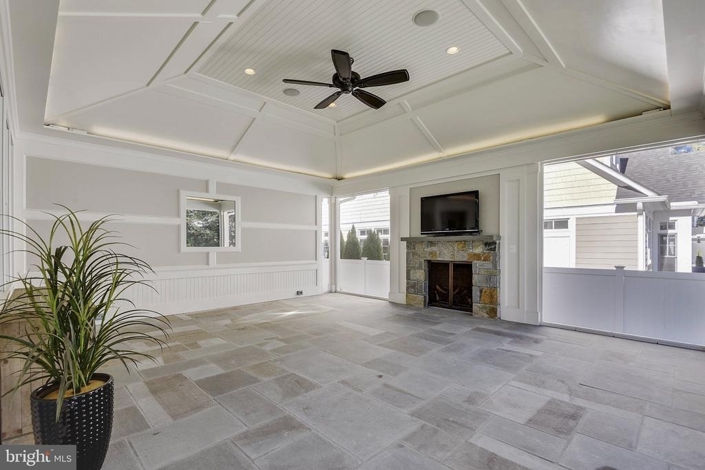 8703 Bradmoor Drive - Photo 10