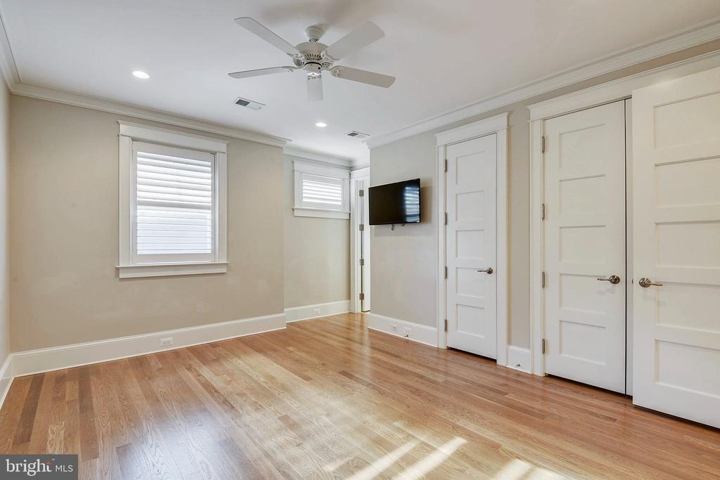 8703 Bradmoor Drive - Photo 37