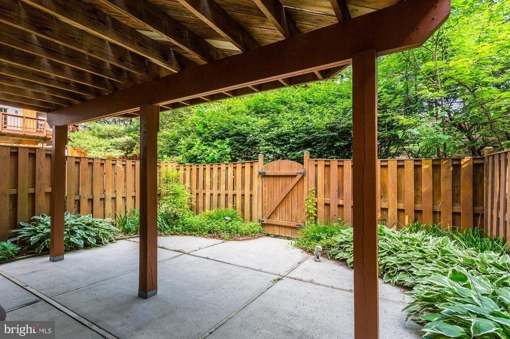 7133 Swansong Way - Photo 43