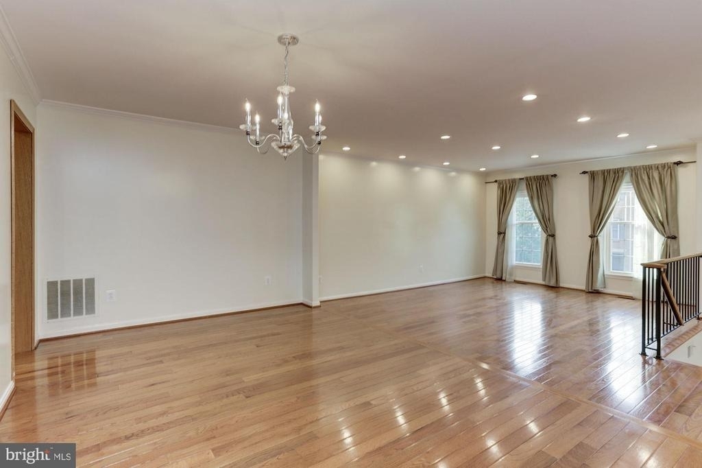 7133 Swansong Way - Photo 8