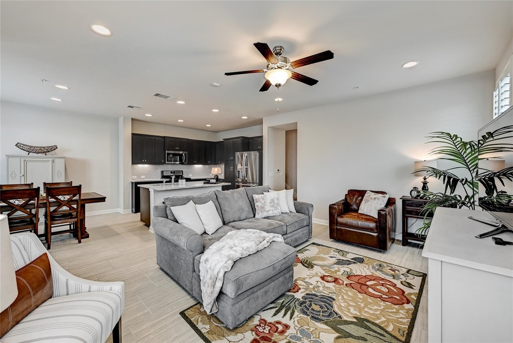 6814 E Riverside Dr - Photo 4