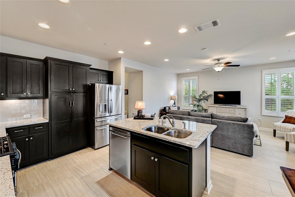 6814 E Riverside Dr - Photo 7