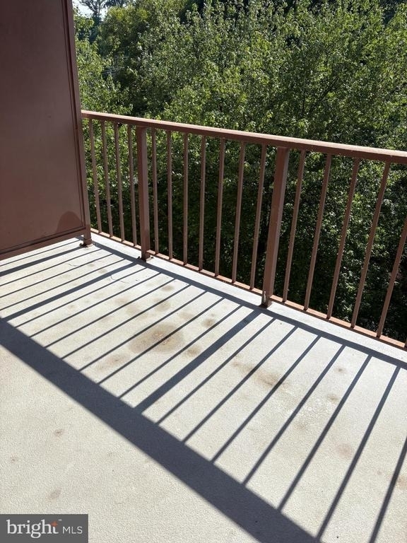 10101 Grosvenor Place - Photo 14