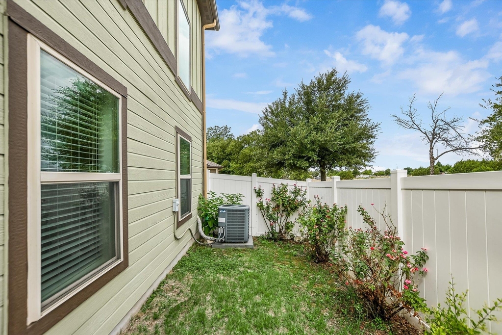 1900 Little Elm Trl - Photo 25