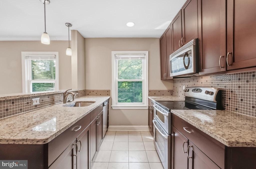 7300 Flower Avenue - Photo 11