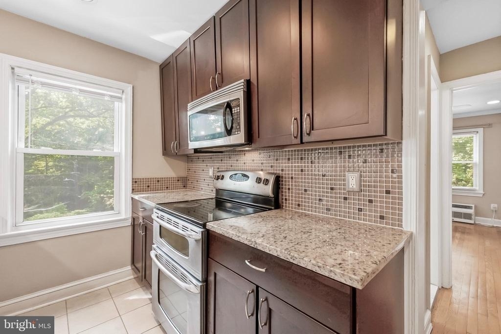 7300 Flower Avenue - Photo 8