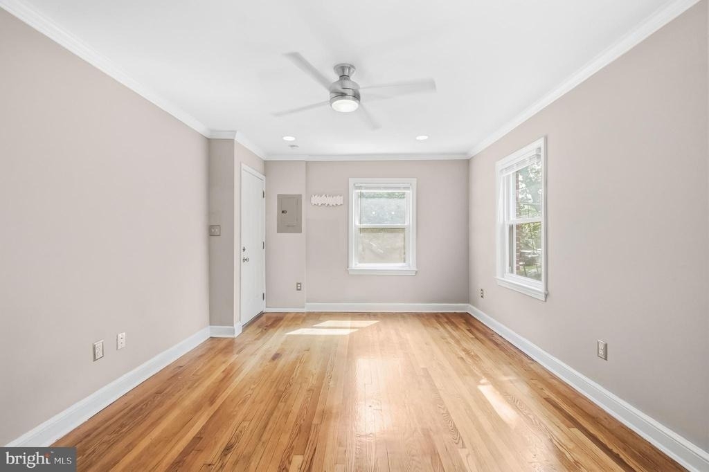 7300 Flower Avenue - Photo 6