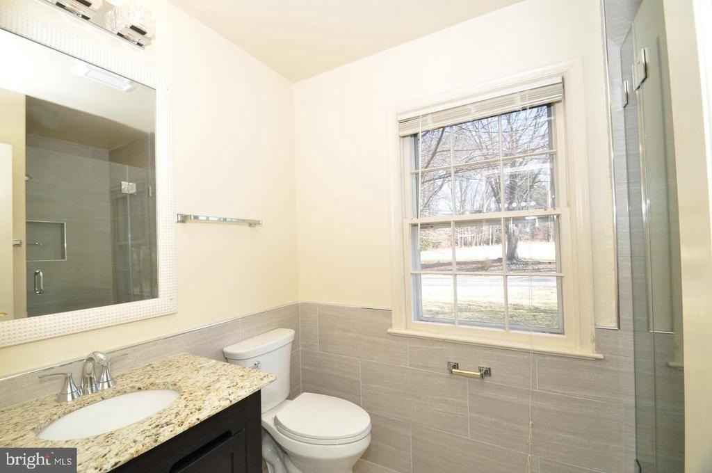 11132 Luxmanor Road - Photo 10