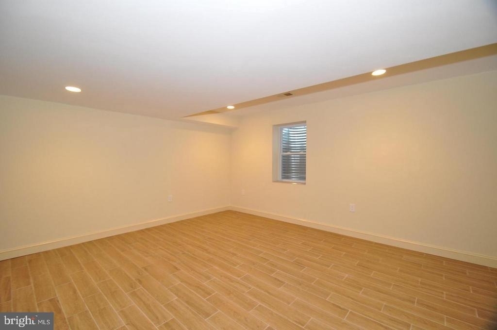 11132 Luxmanor Road - Photo 24