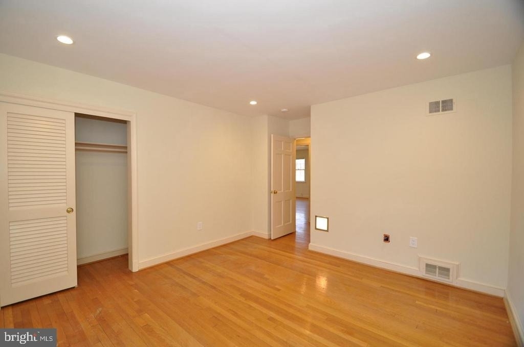 11132 Luxmanor Road - Photo 19
