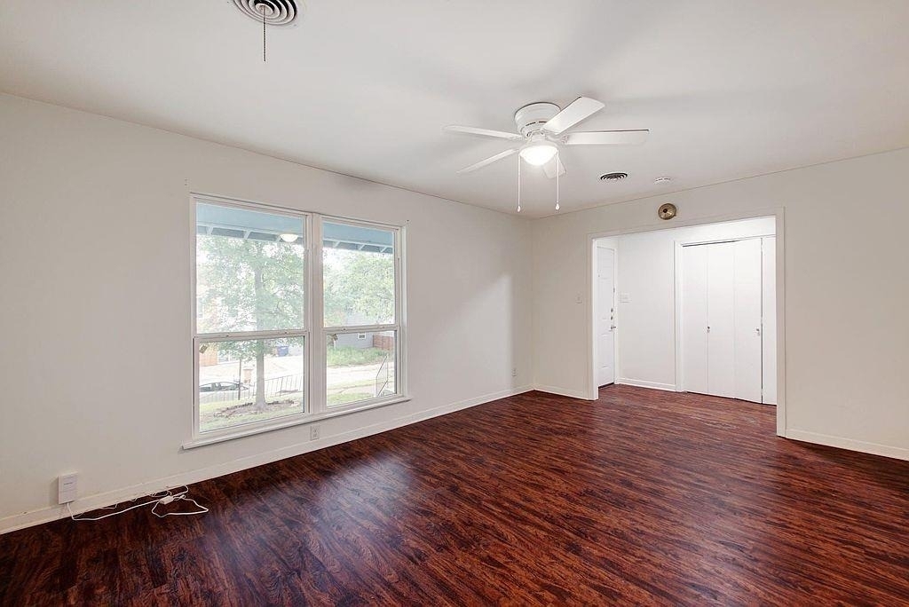 6108 Cherrylawn Cir - Photo 10
