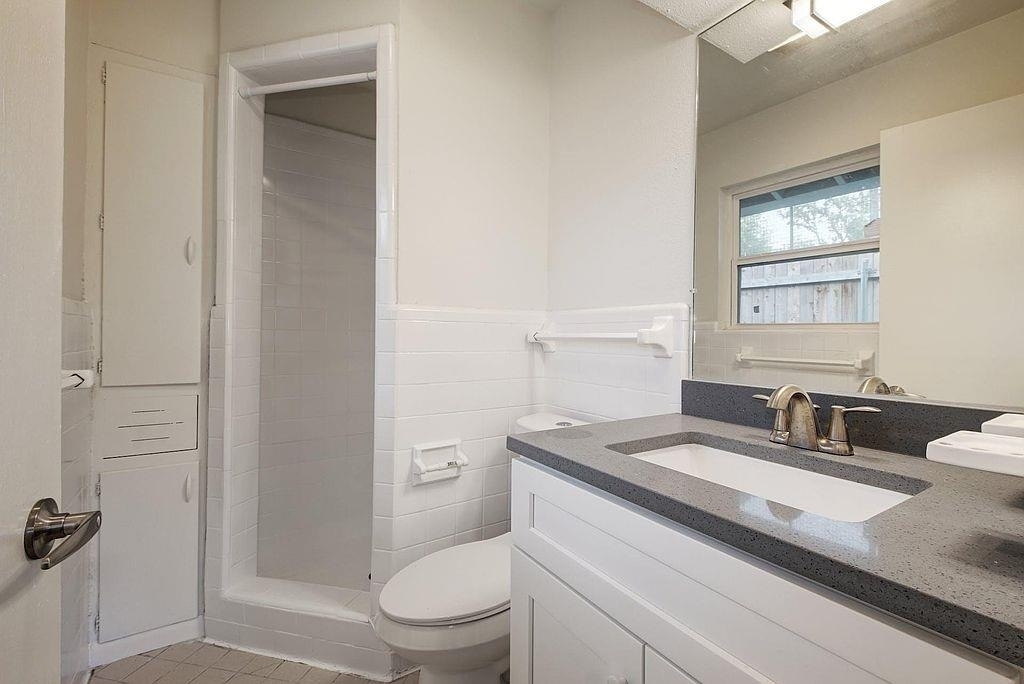 6108 Cherrylawn Cir - Photo 14