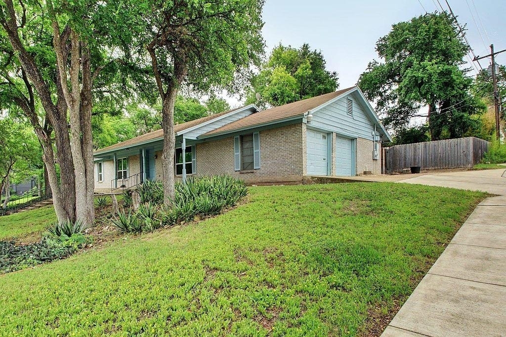 6108 Cherrylawn Cir - Photo 21