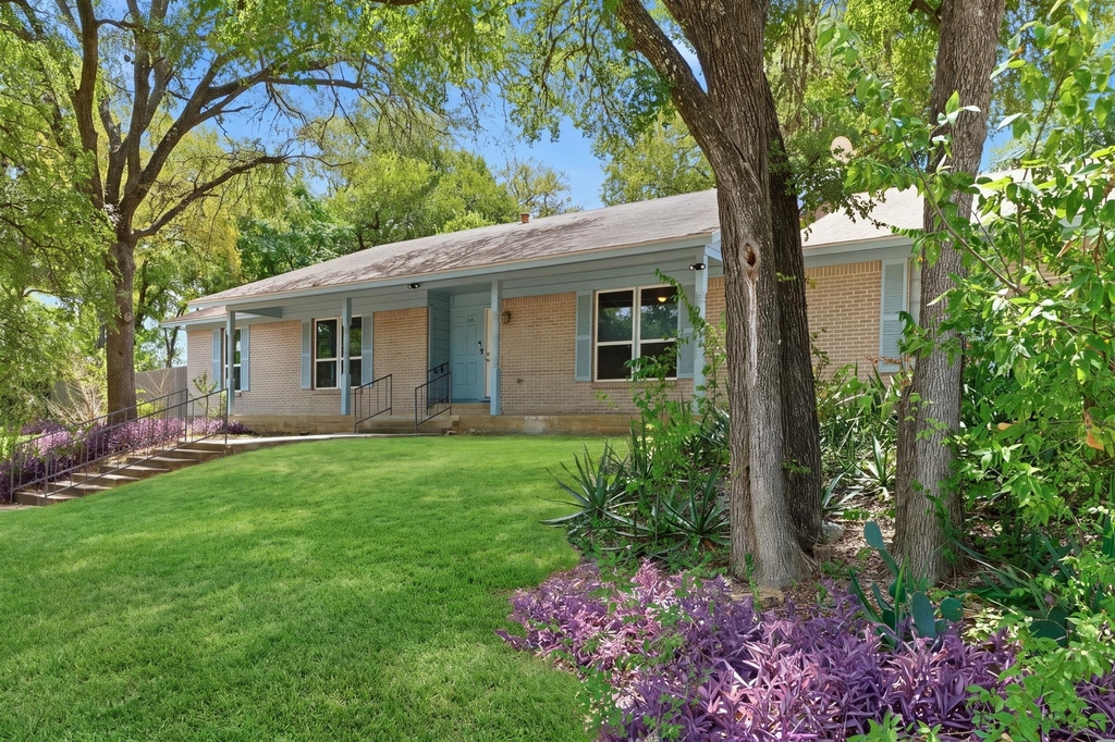 6108 Cherrylawn Cir - Photo 10