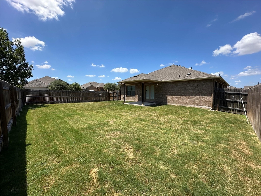 1919 Mexia Dr - Photo 12