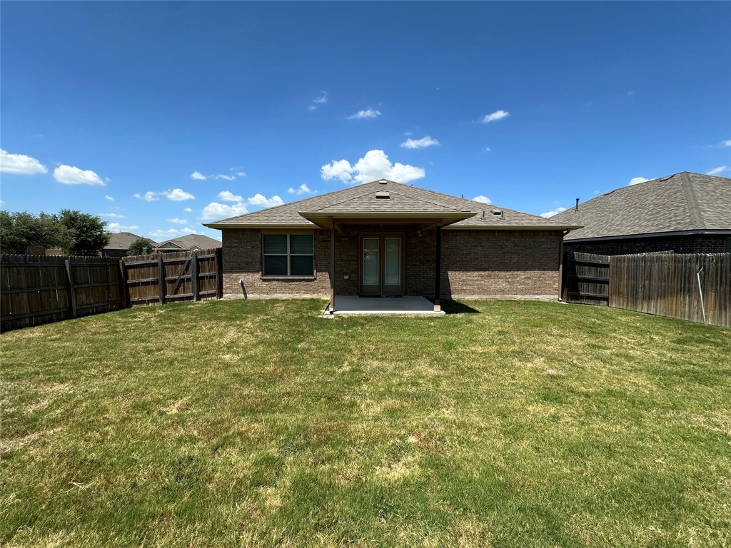 1919 Mexia Dr - Photo 11