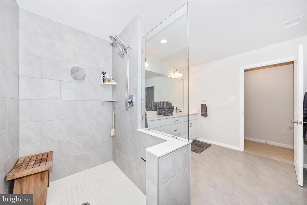 700 Bond Street - Photo 20