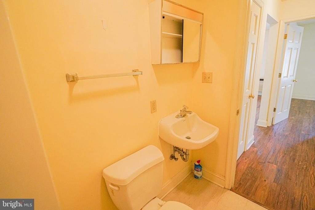 800 Travers Street - Photo 46
