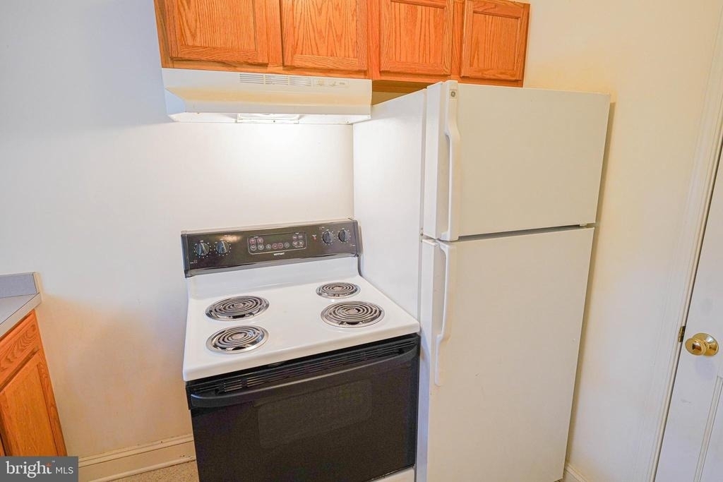 800 Travers Street - Photo 31