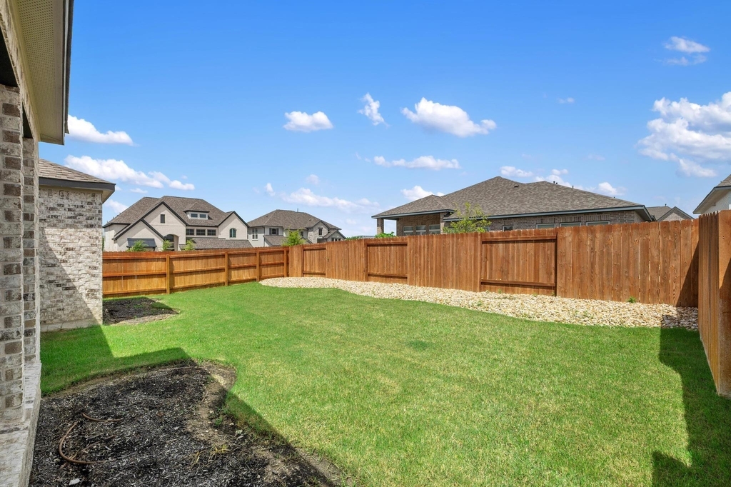 6220 Hilltop Plateau Dr - Photo 33