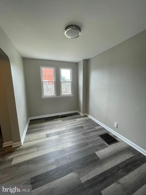 332 Endsleigh Avenue - Photo 10