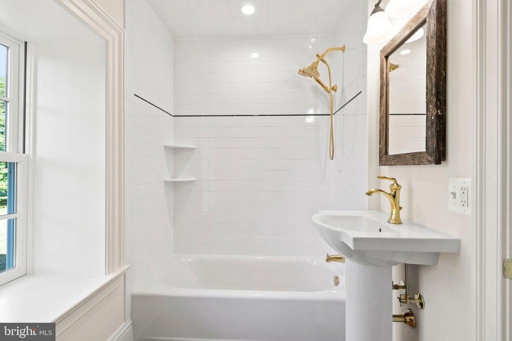 16131 Old York Road - Photo 37