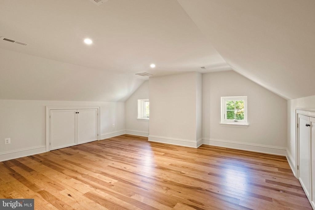 16131 Old York Road - Photo 18