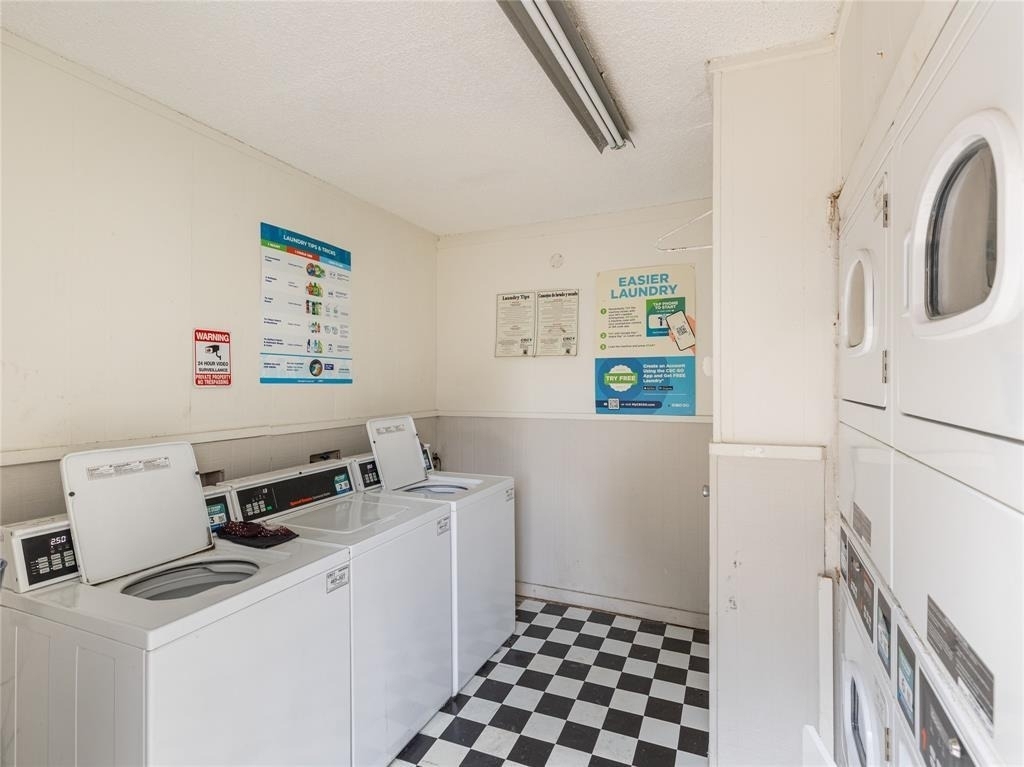 4314 Gillis St - Photo 9