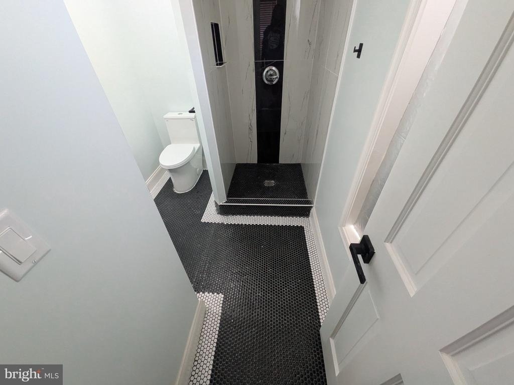 2953 Miles Avenue - Photo 19