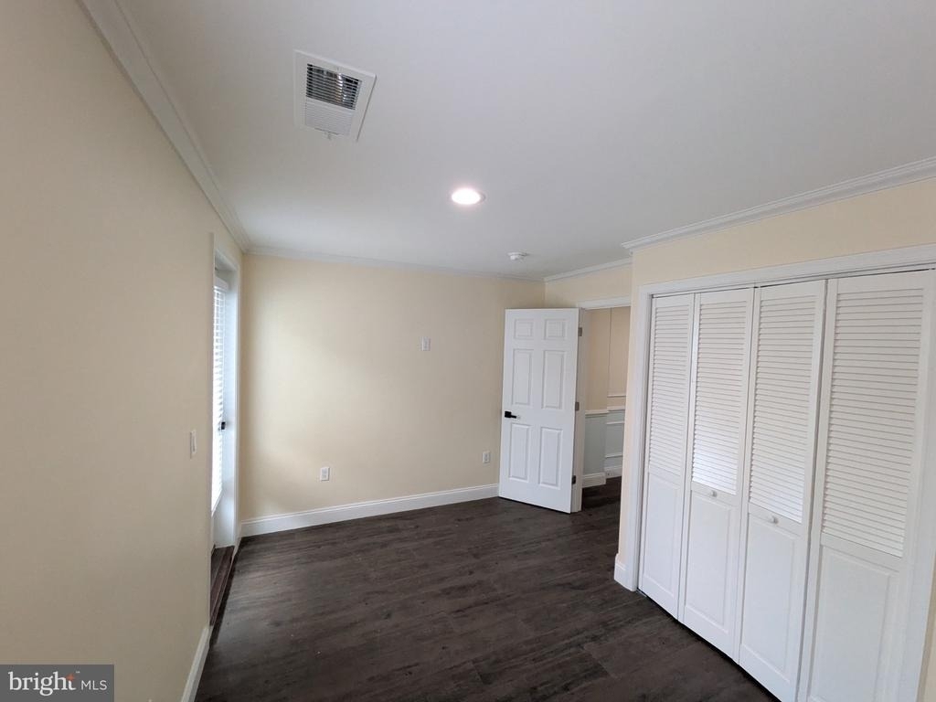 2953 Miles Avenue - Photo 50